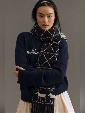 Alpaca Wool Made in Italy Black White Nordic Reindeer Knit Scarf with Fringe New